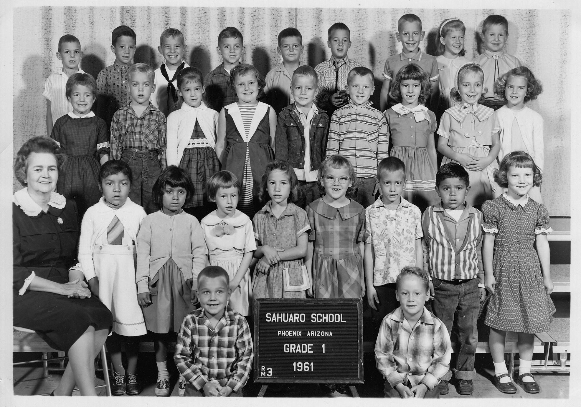 Sahuaro School Students